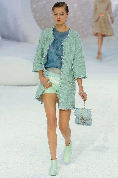 Look 51